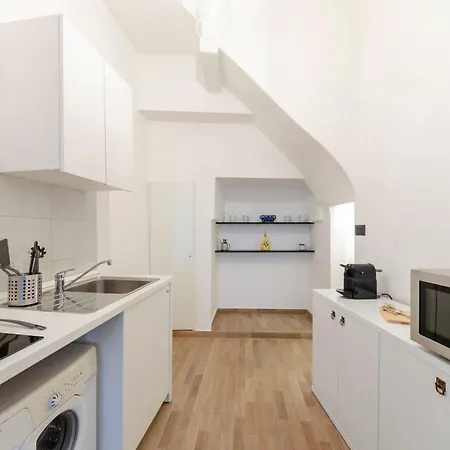 Joivy Charm 1 Bed Apt Overlooking Port Of *